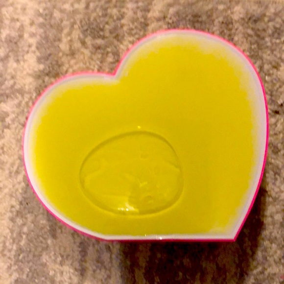 Drunk elephant 🐘 haul acid box - Picture 1 of 3